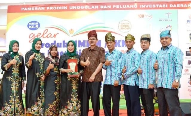 Bengkalis Kembali Terbaik I di Ajang Gelar Produk UMKM/IKM dan Investasi Daerah 2018